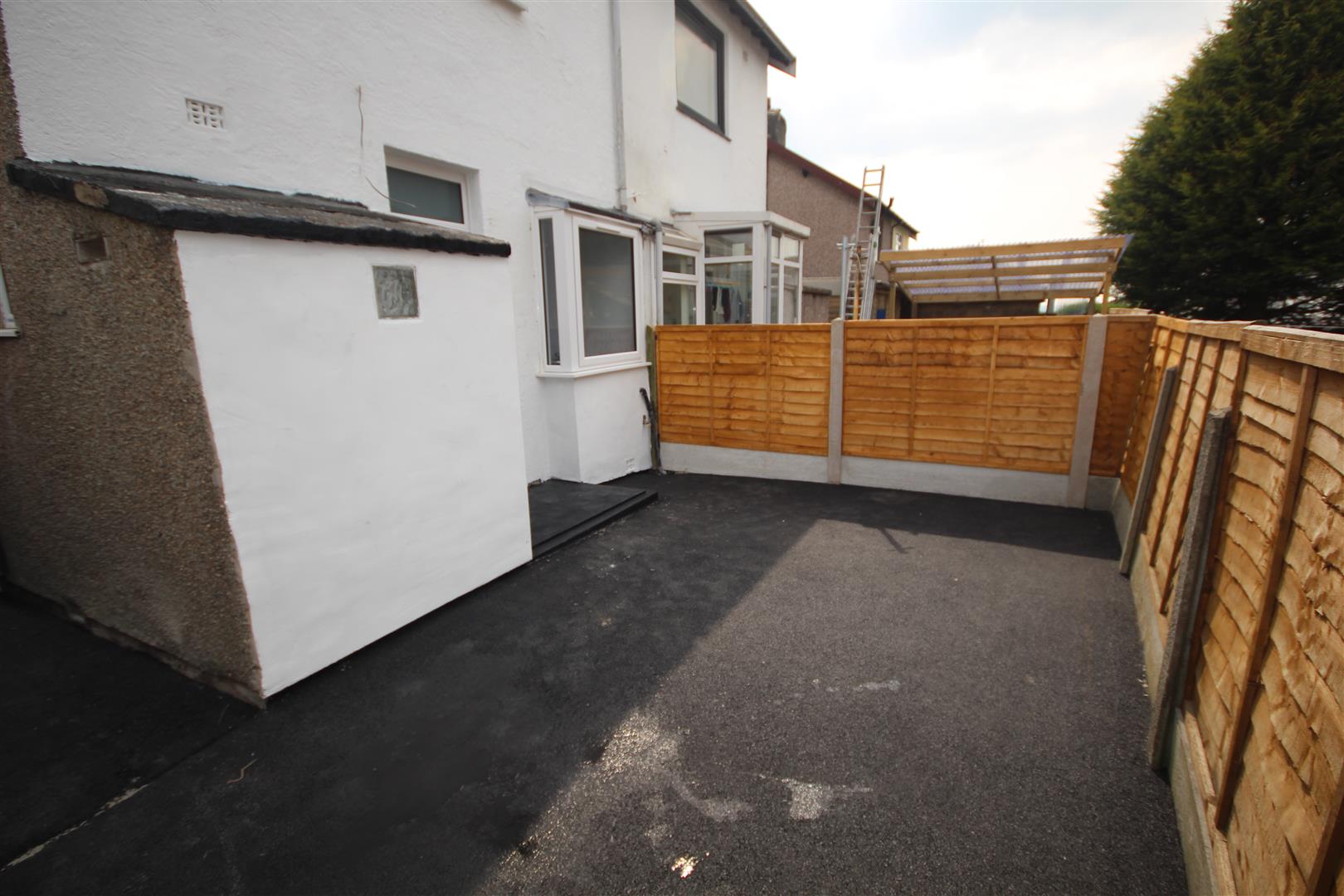 2 bedroom semi-detached house Let Agreed in Brierfield - IMG_7295.jpg